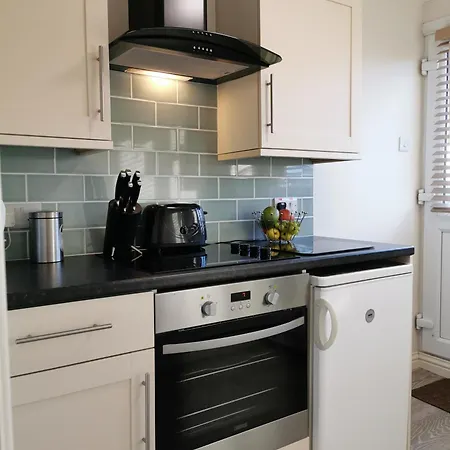 Penthouse Rutland Street Near Sea