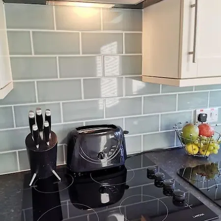 Penthouse Rutland Street Near Sea